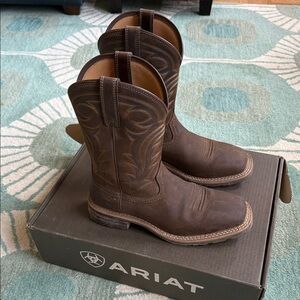 Ariat Men's Dark Brown Western Boots